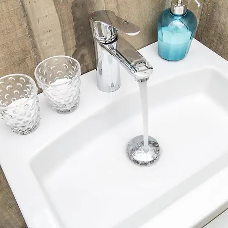 Borgo Capozzi 39 * Monopoli